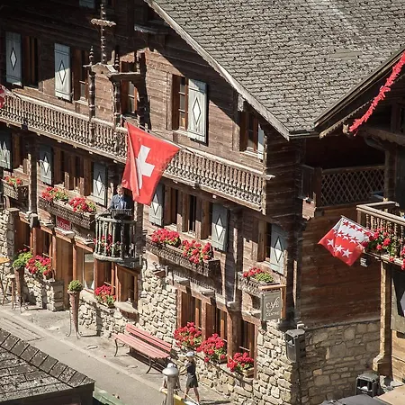 Cochon Volant Chalet Champéry